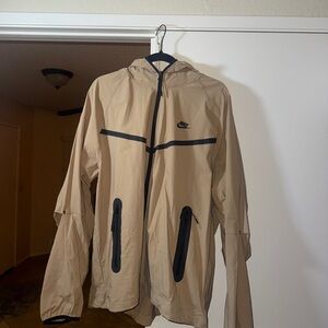Nike Men's Beige Windbreaker Jacket